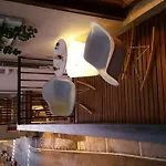 Pasdelacasalovers La pequeña casita perfecta